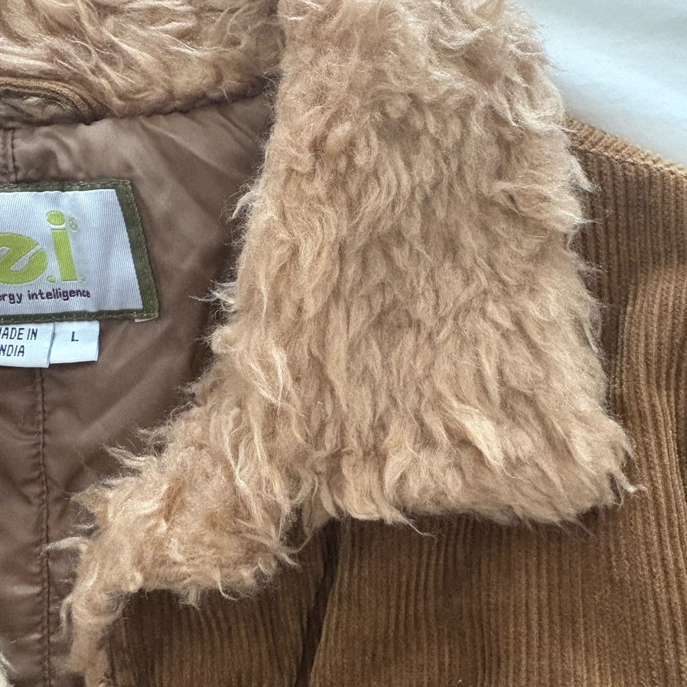 Y2K Lei Brown Corduroy Jacket with Faux Fur Lining - Picture 4 of 8